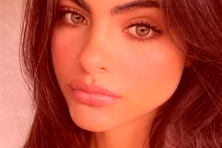 Sadie, 23, a brunette green-eyed caribbean companion based in Banmankhi Bazar. Offering Duos, Prostate Massage, GFE. Available for incall and outcall, day an...