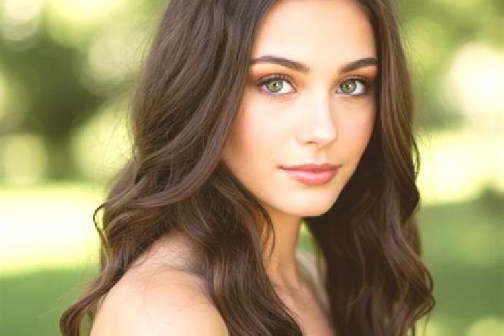 Sadie, 23, a brunette hazel-eyed mixed companion based in Sainte-Elisabeth. Offering Girlfriend Experience, A-Level, Tantra. Available for incall and outcall...