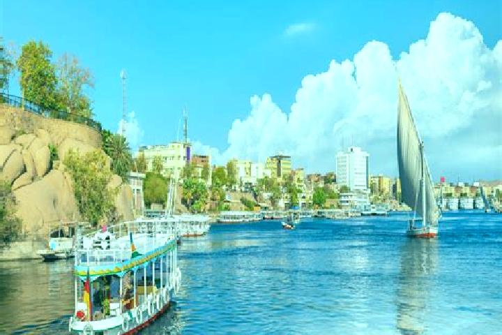 Sadie, 23 — Escort in Ashmun, Egypt
