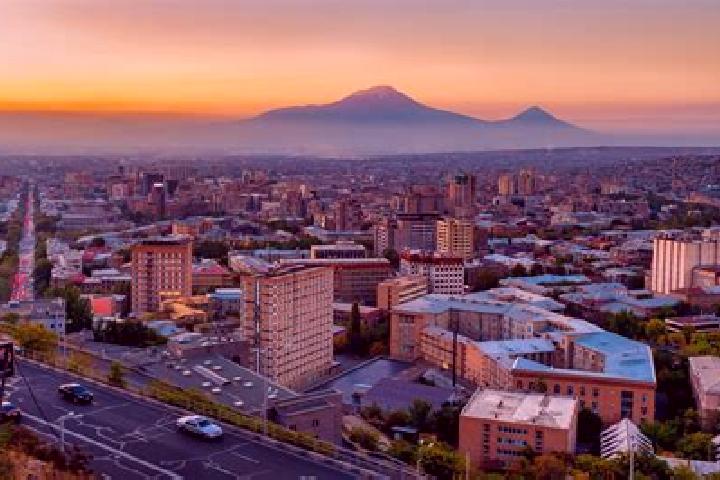 Sadie, 23 — Escort in Kaghsi, Armenia
