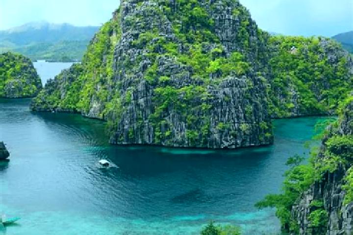 Sadie, 23 — Escort in Kimanuit, Philippines