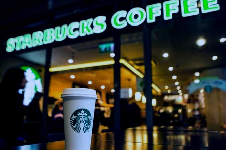 Sadie, 23 — Escort in Starbuck, United States