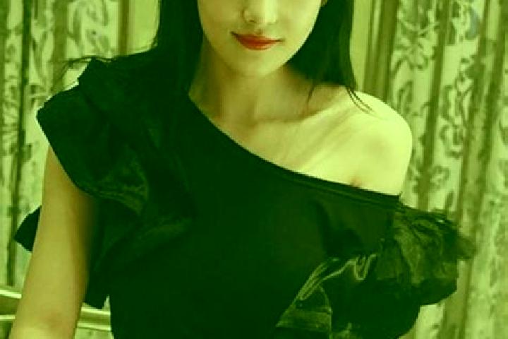 Sadie, 24, a black dark-eyed mediterranean companion based in Wanfu. Offering Erotic Massage, A-Level, Party Girl, Domination. Available for incall and outca...