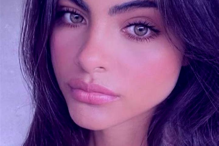 Sadie, 24, a black green-eyed caucasian companion based in Brunnepe. Offering Duos, Couples, BDSM. Available for incall and outcall, overnight bookings avail...