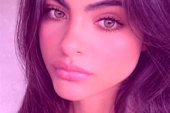 Sadie, 24, a black hazel-eyed european companion based in Hlukhivtsi. Offering Dinner Date, BDSM, Striptease. Available for incall and outcall, overnight boo...