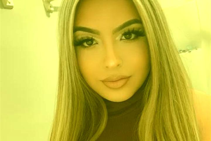 Sadie, 24, a blonde dark-eyed latina companion based in Ryn. Offering OWO, Girlfriend Experience, Erotic Massage, Dinner Date. Available for incall and outca...