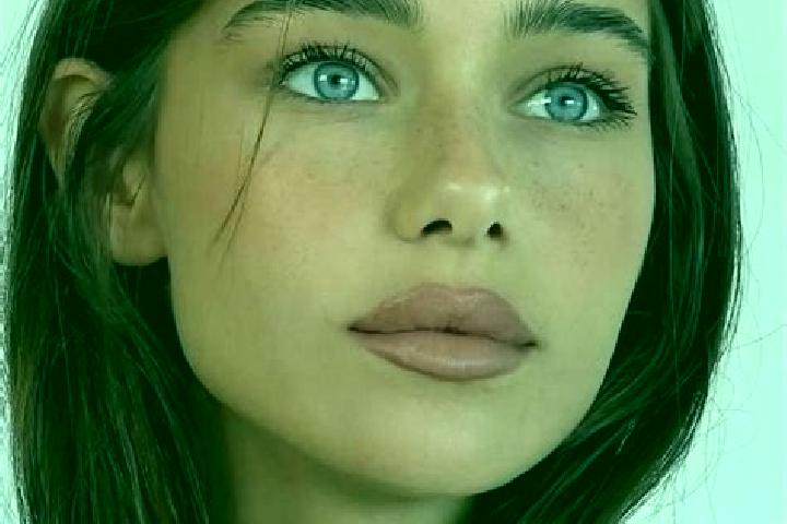 Sadie, 24, a brunette brown-eyed asian companion based in El Charcon. Offering Dinner Date, Tantra, OWO, Party Girl, Overnight. Available for incall and outc...