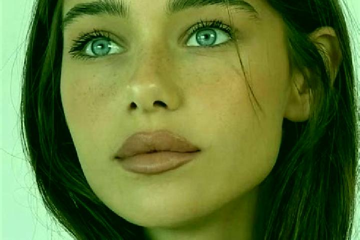 Sadie, 24, a brunette brown-eyed middle eastern companion based in Gredstedbro. Offering A-Level, CIM, GFE. Available for incall and outcall, overnight booki...