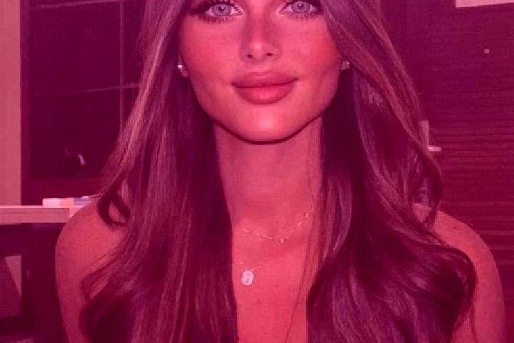 Sadie, 24, a brunette dark-eyed ebony companion based in Kitango. Offering Girlfriend Experience, Dinner Date, GFE, CIM, Couples. Available for incall and ou...