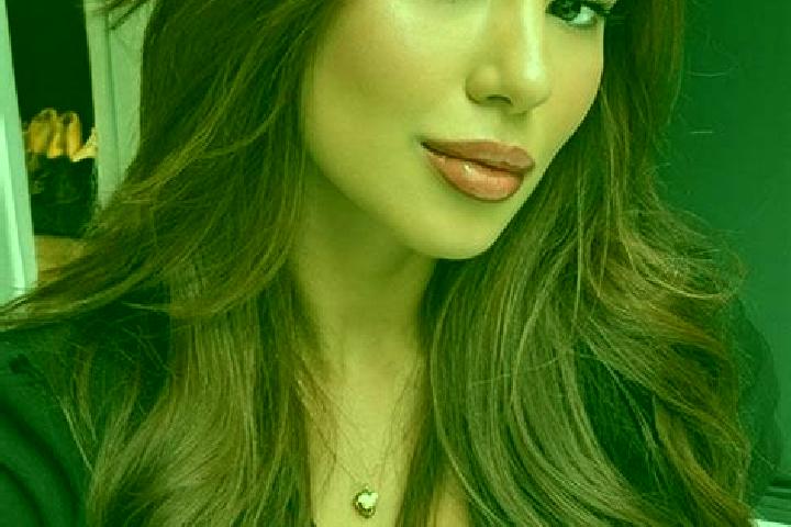 Sadie, 24, a chestnut brown-eyed latina companion based in Dahlhausen. Offering Striptease, Tantra, Domination. Available for incall and outcall, day and eve...