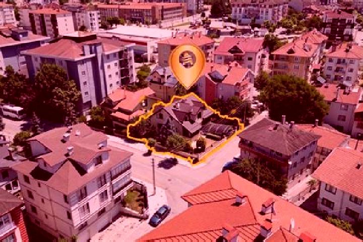 Sadie, 24 — Escort in Alpu, Turkey