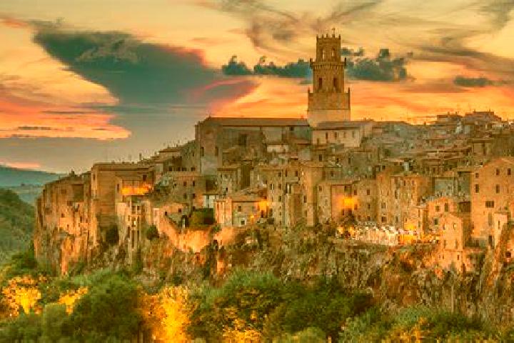 Sadie, 24 — Escort in Pitigliano, Italy