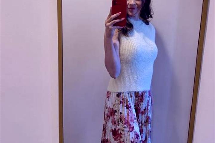 Sadie, 24 — Escort in Sadzhavka, Ukraine