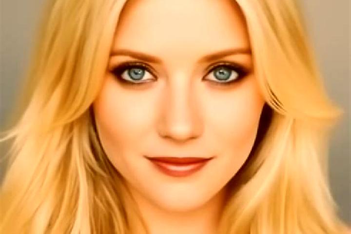 Sadie, 25, a blonde brown-eyed caucasian companion based in Foederlach I. Offering Party Girl, BDSM, Tantra, Dinner Date. Available for incall and outcall, o...