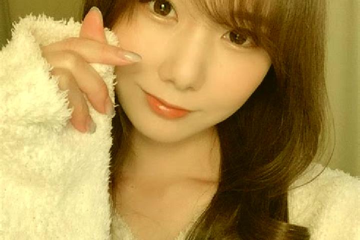 Sadie, 25 — Escort in Aoki, Japan
