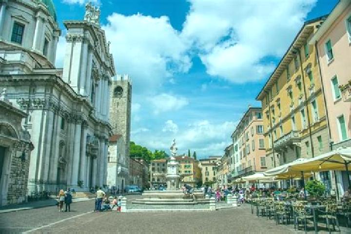 Sadie, 25 — Escort in Brescia, Italy