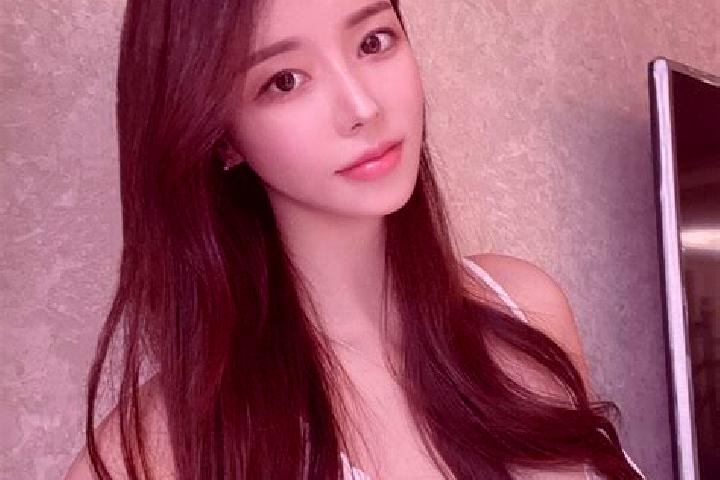 Sadie, 25 — Escort in Chupungnyeong, South Korea
