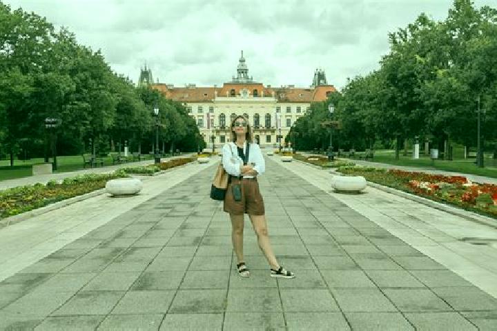Sadie, 25 — Escort in Nakovo, Serbia