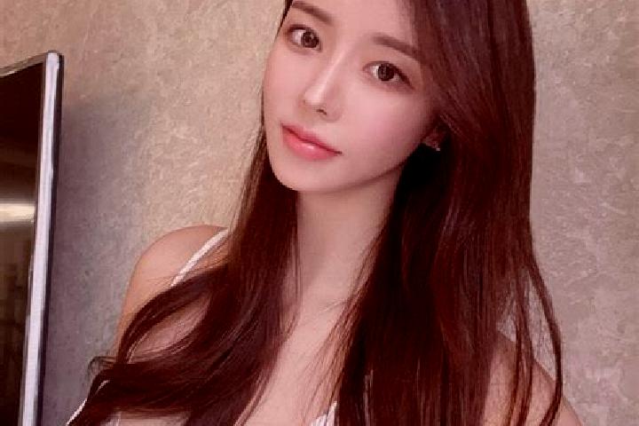 Sadie, 25 — Escort in Nanpinggang, China