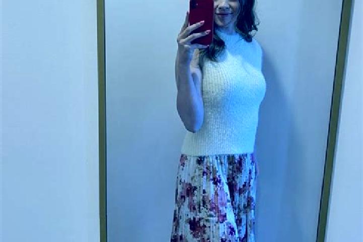 Sadie, 25 — Escort in Saltukova, Turkey