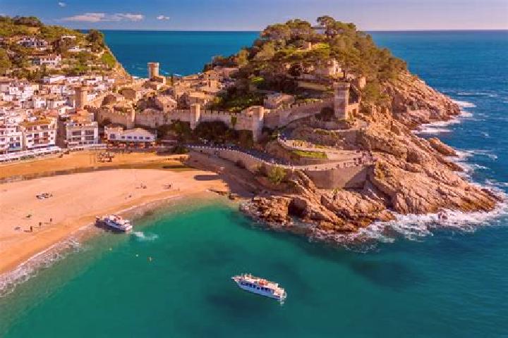 Sadie, 26 — Escort in Camp de Mar, Spain
