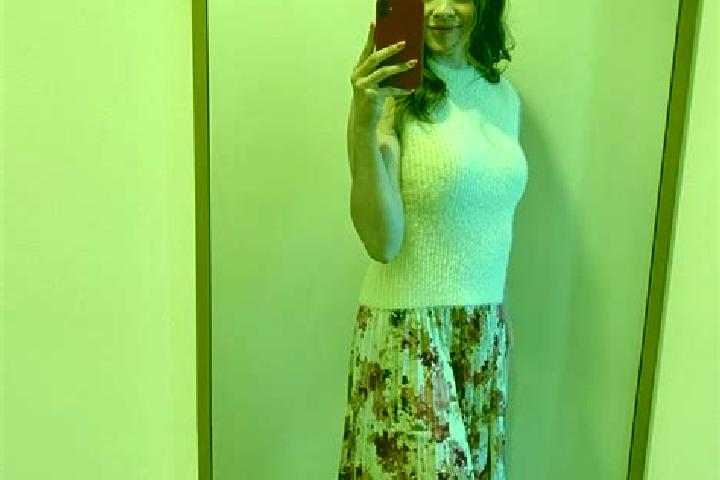 Sadie, 26 — Escort in Camrose, United Kingdom