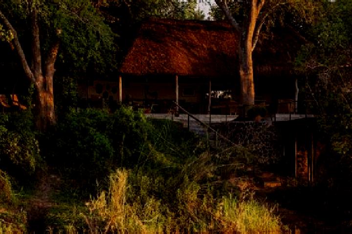 Sadie, 26 — Escort in Manyinga, Zambia