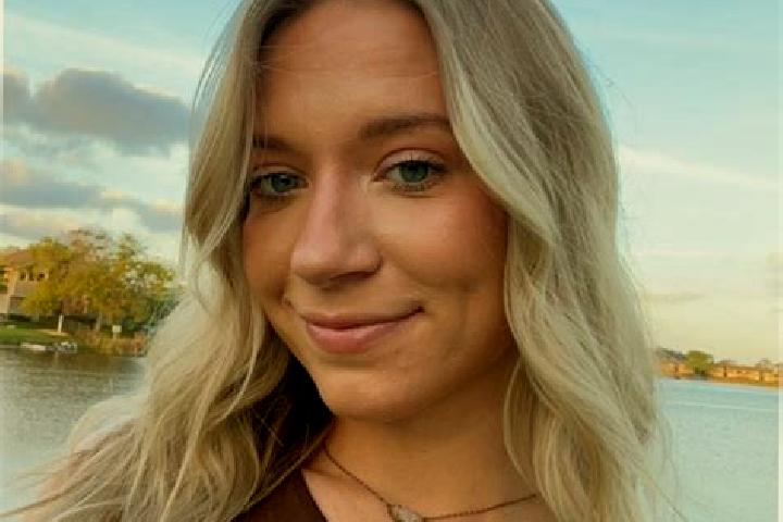 Sadie, 26 — Escort in Munday, United States