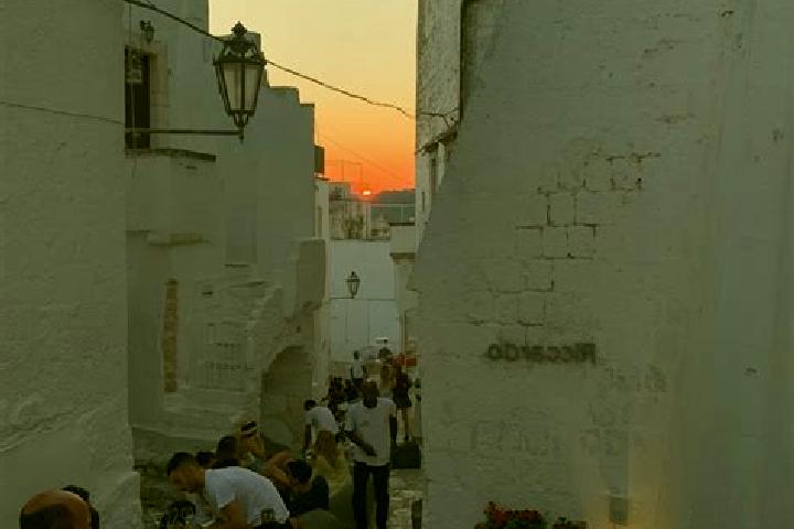 Sadie, 26 — Escort in Ostuni, Italy