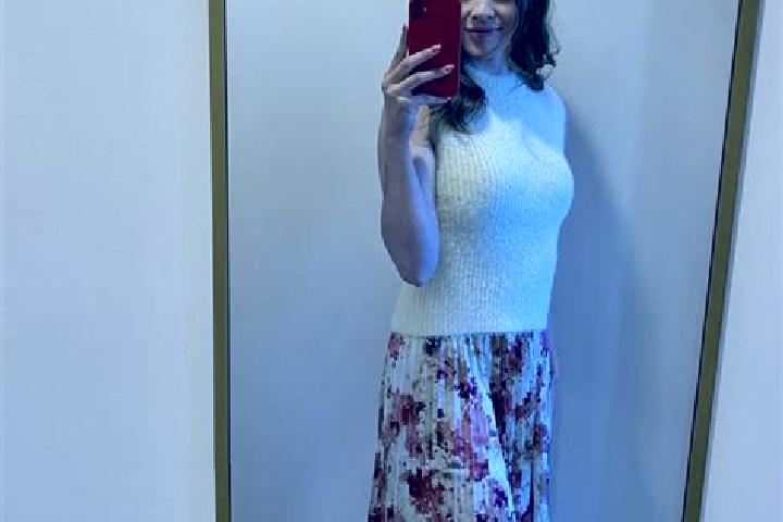 Sadie, 26 — Escort in Sharur City, Azerbaijan
