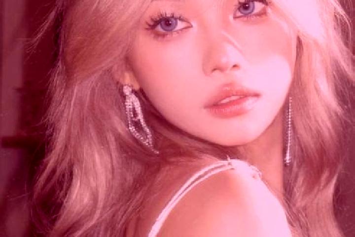 Sadie, 27, a blonde blue-eyed asian companion based in Bouafle. Offering Erotic Massage, Fetish, Overnight, Domination. Available for incall and outcall, day...
