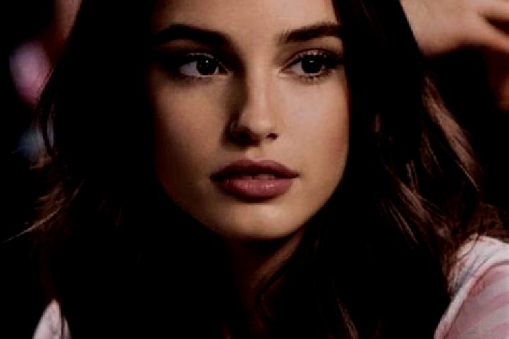 Sadie, 27, a brunette brown-eyed indian companion based in Uspenka. Offering Party Girl, GFE, BDSM, Fetish. Available for incall and outcall, overnight booki...