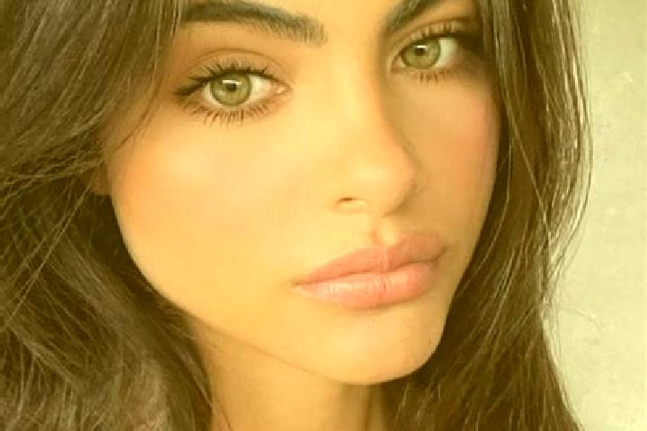 Sadie, 27, a brunette dark-eyed ebony companion based in Vacaresti. Offering GFE, Massage, Domination. Available for incall and outcall, day and evening dates.