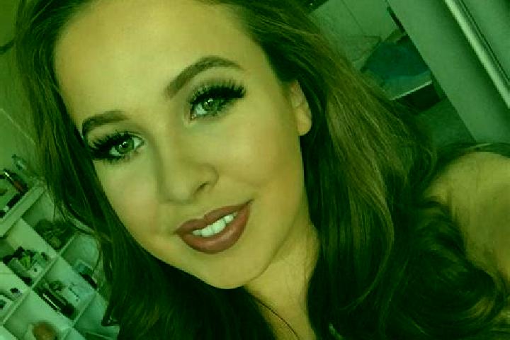 Sadie, 27, a brunette grey-eyed ebony companion based in Mohedas de la Jara. Offering OWO, Deep French Kissing, Couples. Available for incall and outcall, ov...