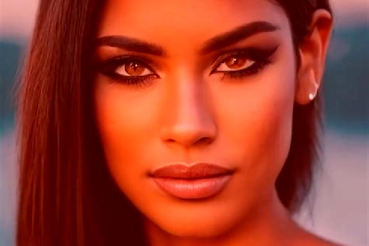 Sadie, 27, a dark blonde amber-eyed latina companion based in Zavoloka. Offering Travel Companion, Massage, Couples, Tantra. Available for incall and outcall...