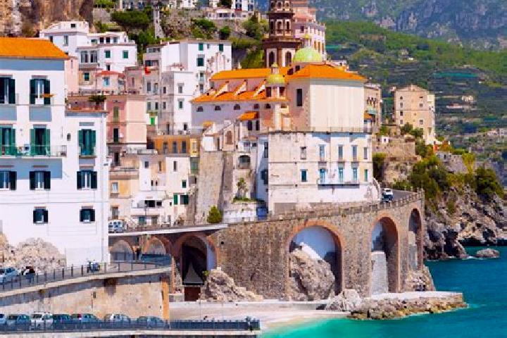 Sadie, 27 — Escort in Curcuraci, Italy