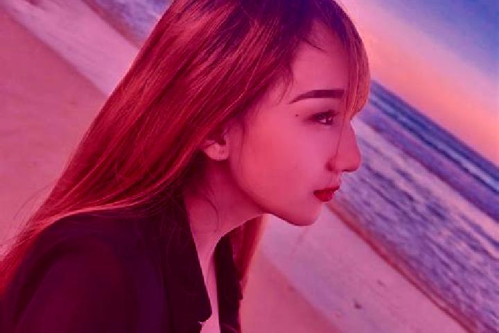Sadie, 27 — Escort in Tawali, Indonesia