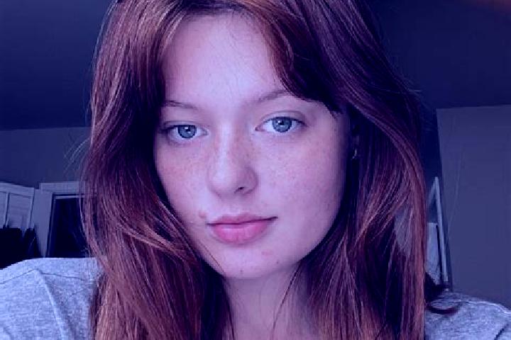 Sadie, 28, a auburn blue-eyed caucasian companion based in Bakhchysaray. Offering Striptease, Dinner Date, Fetish, OWO, Prostate Massage. Available for incal...