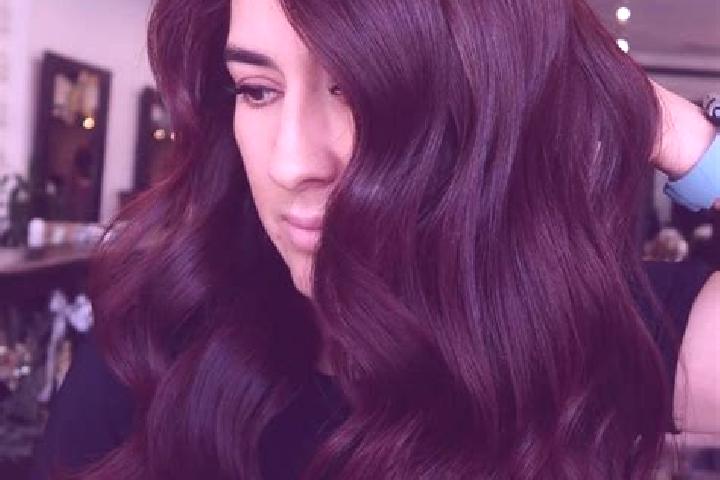 Sadie, 28, a auburn dark-eyed caucasian companion based in Newmarket. Offering Striptease, GFE, Couples. Available for incall and outcall, day and evening da...