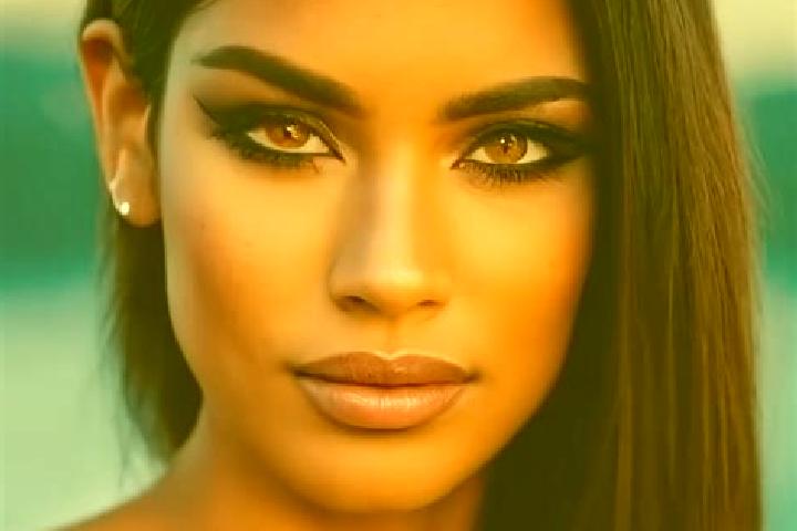 Sadie, 28, a black hazel-eyed latina companion based in Fauske. Offering Overnight, Erotic Massage, 69, GFE. Available for incall and outcall, overnight book...