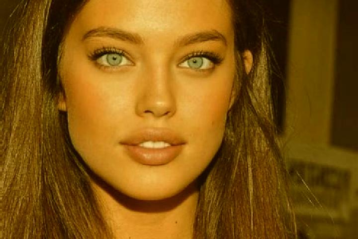 Sadie, 28, a chestnut green-eyed caucasian companion based in Izvin. Offering CIM, Tantra, Travel Companion, Domination, OWO. Available for incall and outcal...
