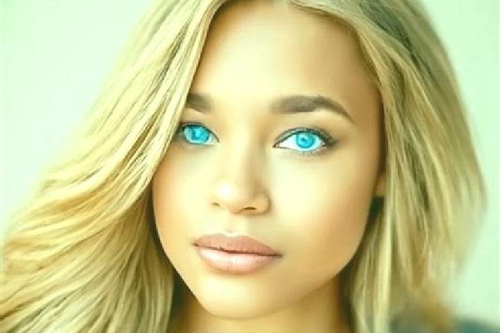 Sadie, 28, a dark blonde blue-eyed latina companion based in Mujur Satu. Offering Couples, Massage, Overnight, Roleplay. Available for incall and outcall, ov...