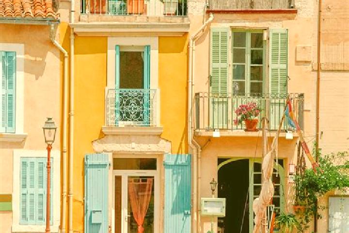 Sadie, 28 — Escort in Courtillers, France