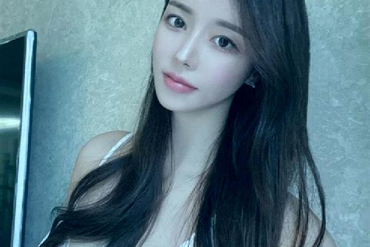 Sadie, 28 — Escort in Daeosin Satu, Indonesia
