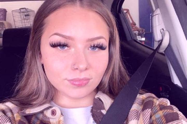 Sadie, 28 — Escort in Finley, United States