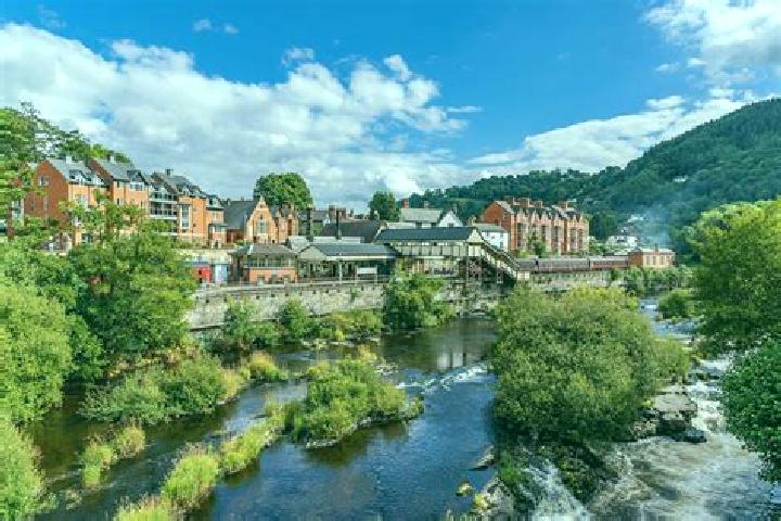Sadie, 28 — Escort in Llangollen, United Kingdom