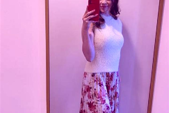 Sadie, 28 — Escort in Velbivka, Ukraine