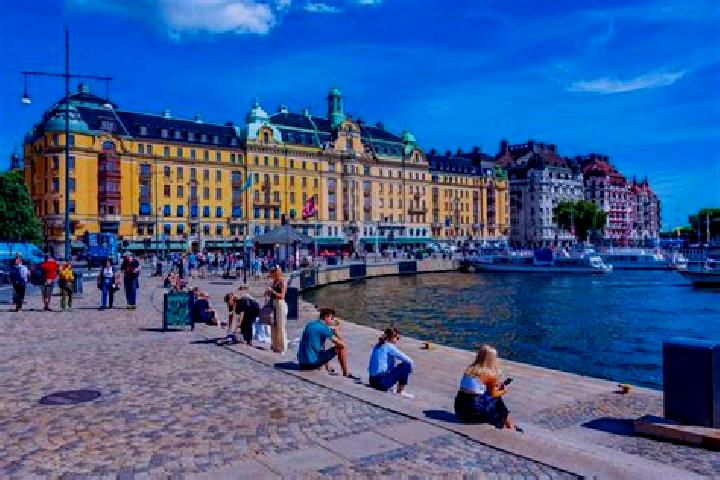 Sadie, 28 — Escort in Viksaeter, Sweden