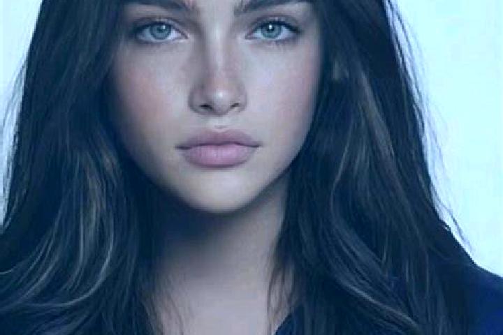 Sadie, 29, a brunette blue-eyed middle eastern companion based in Talegaon Dabhade. Offering A-Level, Duos, 69. Available for incall and outcall, day and eve...