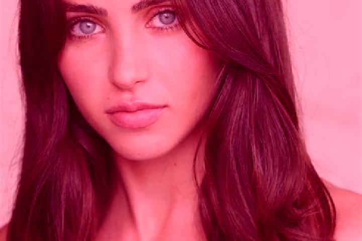 Sadie, 29, a dark blonde brown-eyed latina companion based in Rusca. Offering OWO, Massage, Deep French Kissing, Duos. Available for incall and outcall, over...